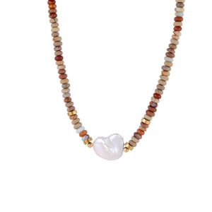 Natural freshwater pearl necklace