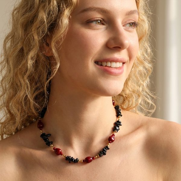 Red pearl and black natural stone bead necklace