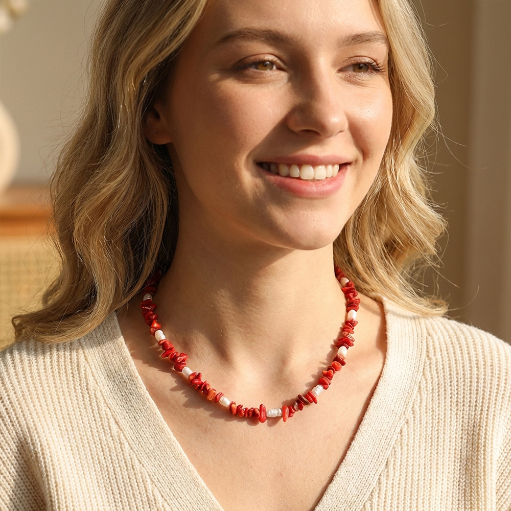 Handmade beaded red natural stone crystal necklace, Baroque natural pearl, crushed crystal. - Image 2