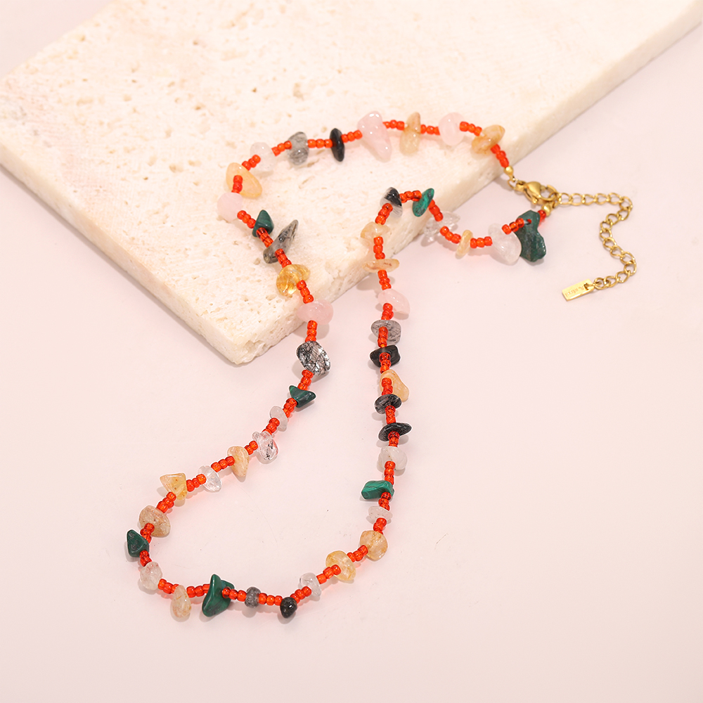Mixed-color natural stone chips necklace, handcrafted bohemian style - Image 6